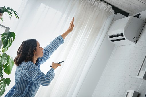 Staying Cool in the Summer With the Best AC Temperature